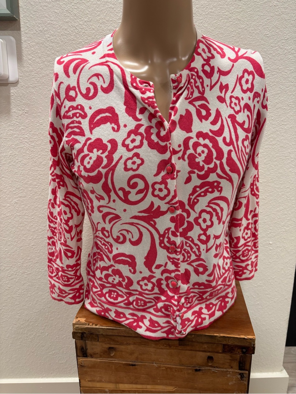 Charter Club Petite Ivory and Red Floral Knit Sweater Sz P/S